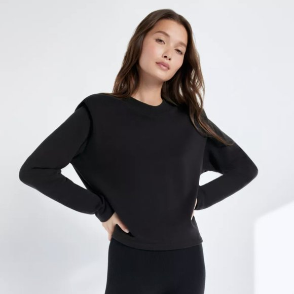 The Group by Babaton Persona Sweater Shoulder Pad - Picture 4 of 9